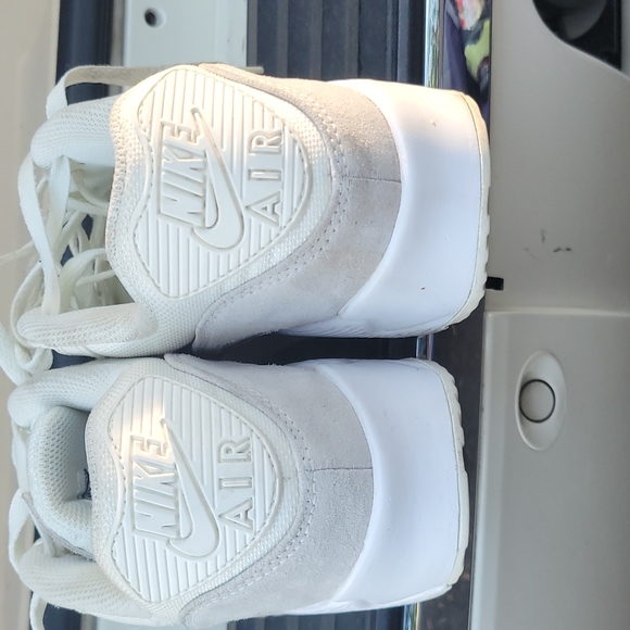 Size 9 Nike airmax 90 snake skin - Picture 3 of 3